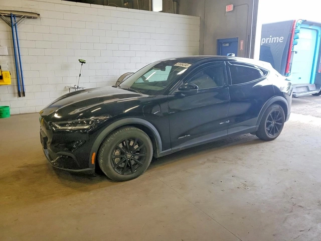 Ford Mustang Mach-E Select - автомобили, коли, обяви за нови и употребявани 0