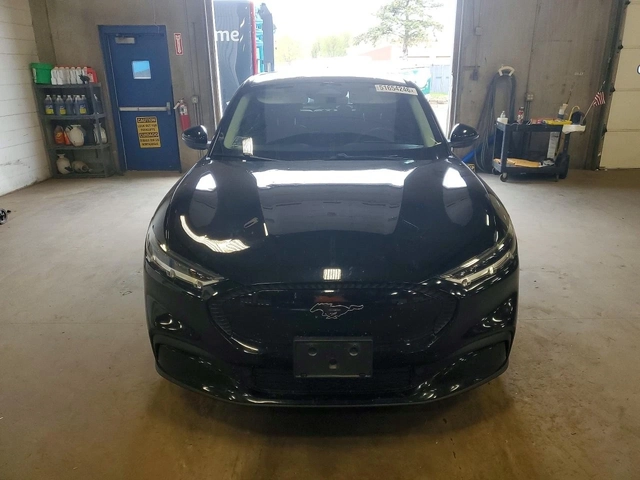 Ford Mustang Mach-E Select - автомобили, коли, обяви за нови и употребявани 4