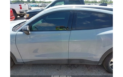 Ford Mustang Mach-E Select - автомобили, коли, обяви за нови и употребявани 11