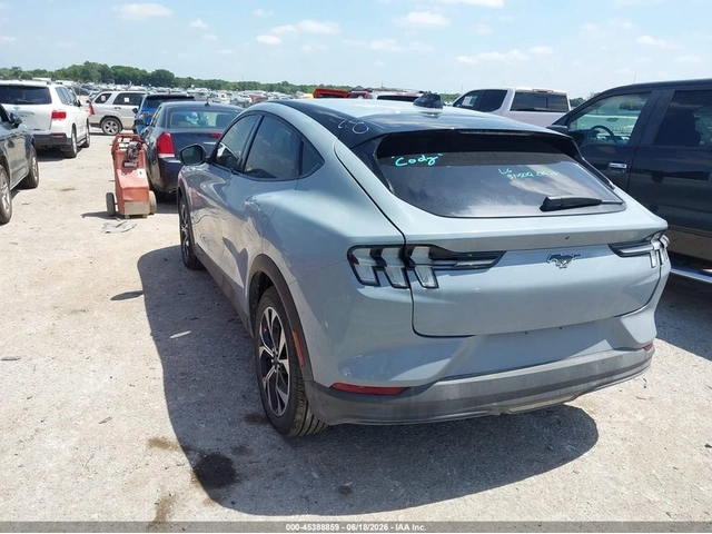 Ford Mustang Mach-E Select - автомобили, коли, обяви за нови и употребявани 2