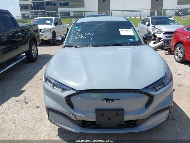 Ford Mustang Mach-E Select - автомобили, коли, обяви за нови и употребявани 9