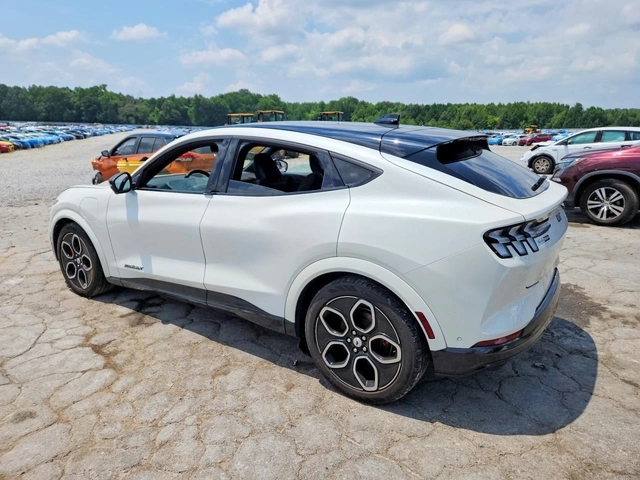 Ford Mustang Mach-E GT - автомобили, коли, обяви за нови и употребявани 1
