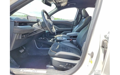 Ford Mustang Mach-E GT - автомобили, коли, обяви за нови и употребявани 6