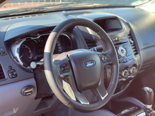 Ford Ranger 3.2TDCi Wildtrak 4x4 - автомобили, коли, обяви за нови и употребявани 13