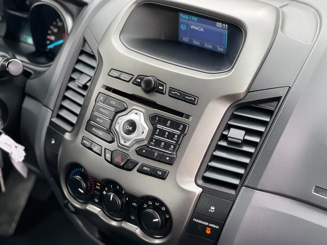 Ford Ranger 2.2TDCi XLT 4x4 - автомобили, коли, обяви за нови и употребявани 11