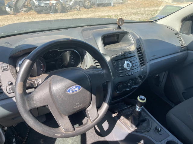 Ford Ranger 2.2TDCi 4x4 на части - автомобили, коли, обяви за нови и употребявани 8