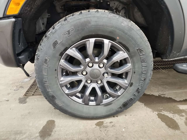 Ford Ranger XLT CREW CAB SHORT BED * 2 КЛЮЧА* CARFAX * - автомобили, коли, обяви за нови и употребявани 6