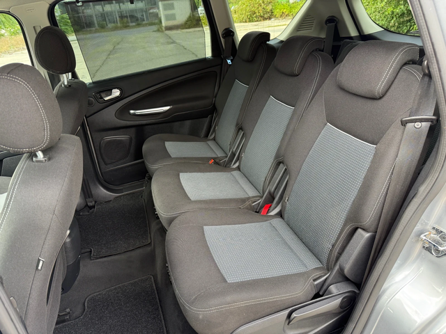 Ford S-Max 1.6 SCTi / 7 МЕСТА - автомобили, коли, обяви за нови и употребявани 11