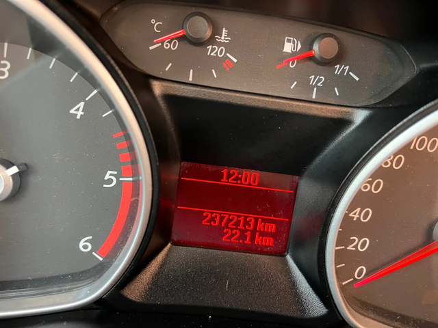 Ford S-Max 2.0TDCI - автомобили, коли, обяви за нови и употребявани 13