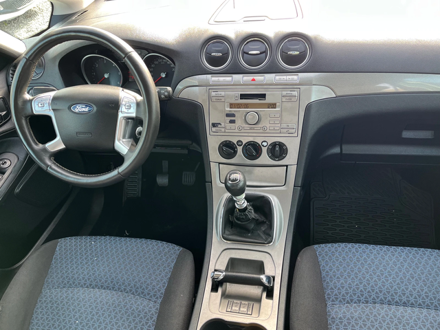Ford S-Max 2.0TDCI - автомобили, коли, обяви за нови и употребявани 9