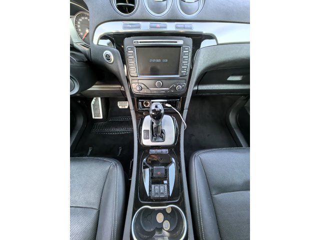 Ford S-Max Titanium ST ГАЗ - автомобили, коли, обяви за нови и употребявани 13