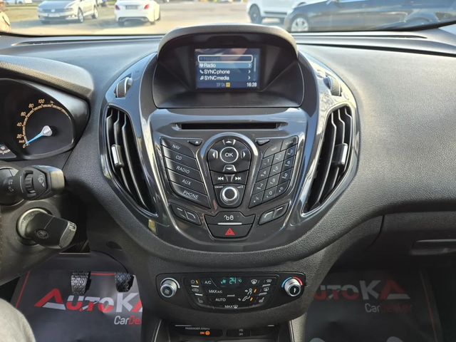 Ford Tourneo Courier= 143.000km - автомобили, коли, обяви за нови и употребявани 15