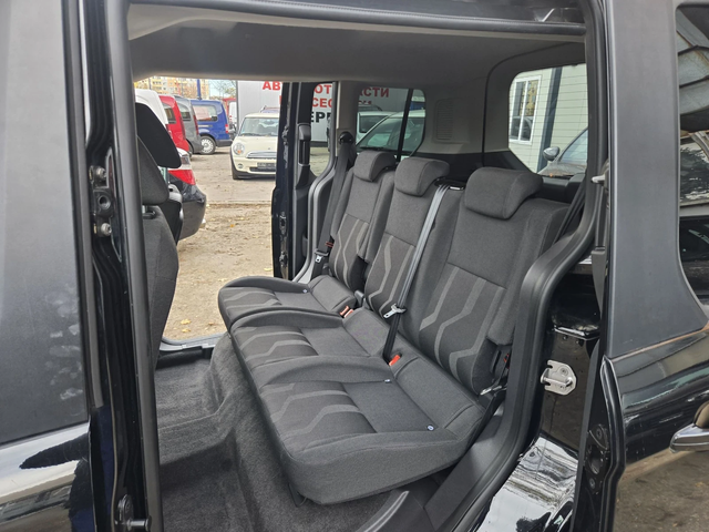 Ford Tourneo Connect - автомобили, коли, обяви за нови и употребявани 7