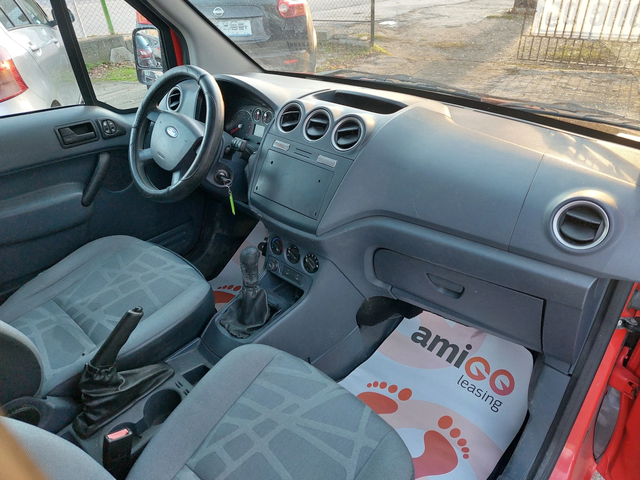 Ford Tourneo Connect 1.8TDCI - автомобили, коли, обяви за нови и употребявани 6