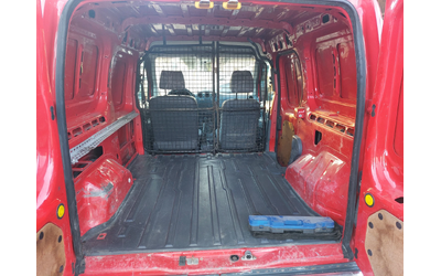 Ford Tourneo Connect 1.8TDCI - автомобили, коли, обяви за нови и употребявани 8