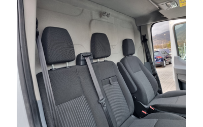 Ford Transit 2.0TDCi-131ps 2018г. ОБСЛУЖЕН= КАТО НОВ! - автомобили, коли, обяви за нови и употребявани 13