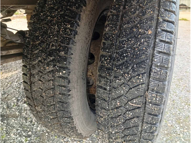 Ford Transit 2400 - автомобили, коли, обяви за нови и употребявани 8