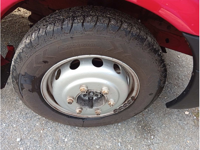 Ford Transit 2400 - автомобили, коли, обяви за нови и употребявани 9