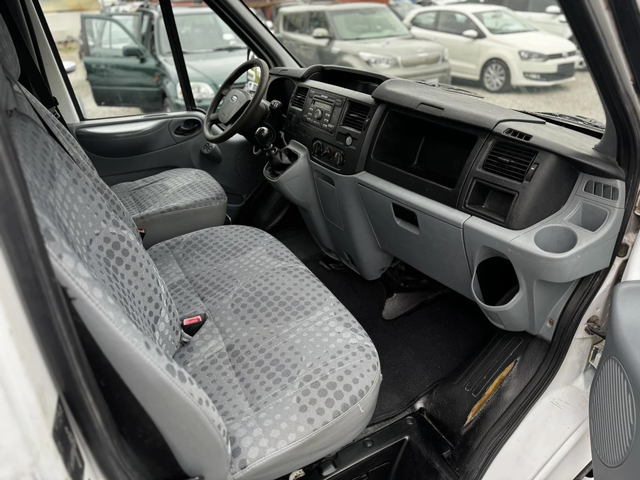 Ford Transit 2.4TD 140k c - автомобили, коли, обяви за нови и употребявани 9