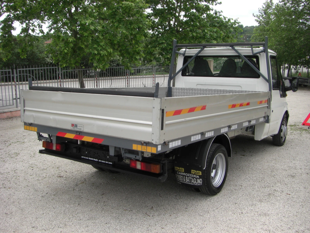 Ford Transit 2.4TDCI - автомобили, коли, обяви за нови и употребявани 3