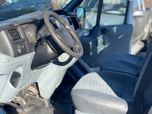 Ford Transit 2.4TDCi - автомобили, коли, обяви за нови и употребявани 10