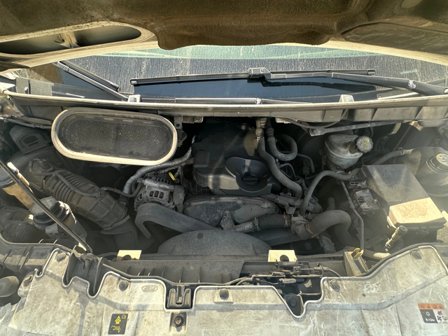 Ford Transit 2.2 - автомобили, коли, обяви за нови и употребявани 10