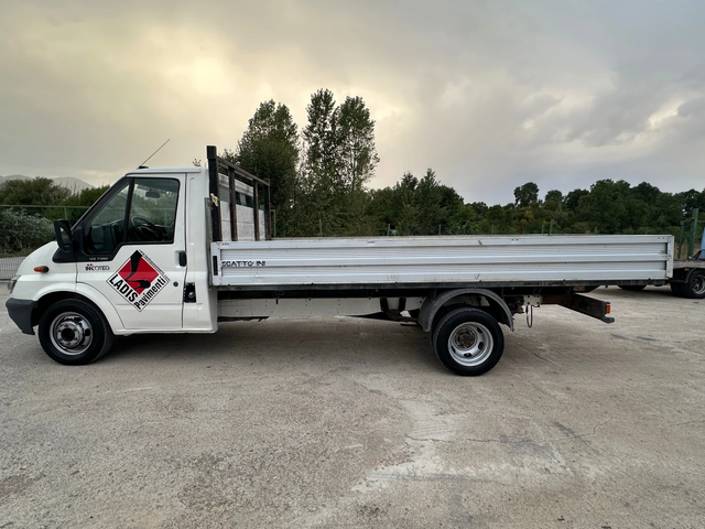 Ford Transit 2.4ITALIA - автомобили, коли, обяви за нови и употребявани 4