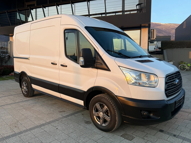 Ford Transit 2.0TDCI Клима L2H2 Euro 6 - автомобили, коли, обяви за нови и употребявани 1