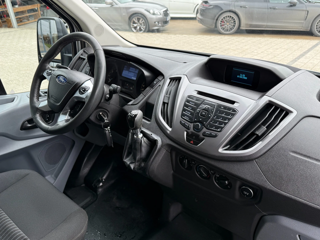 Ford Transit 2.2TDCI Климатик L2H2 - автомобили, коли, обяви за нови и употребявани 10