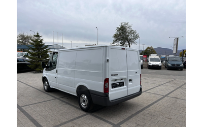 ford-transit - 3