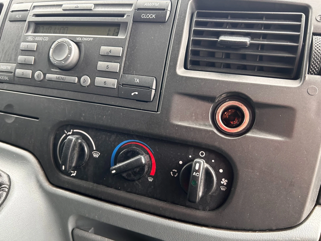 Ford Transit 2.2TDCI 110к.с. Климатик - автомобили, коли, обяви за нови и употребявани 7