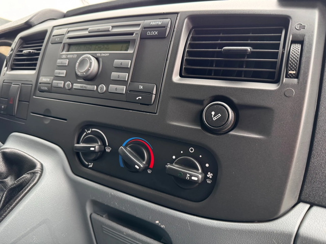 Ford Transit 2.2TDCI Климатик L1H1 - автомобили, коли, обяви за нови и употребявани 8