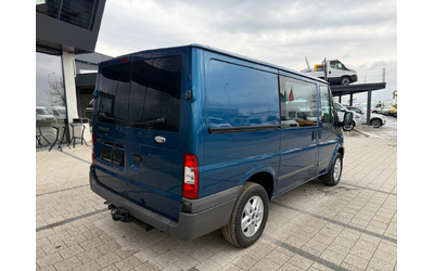 ford-transit - 4