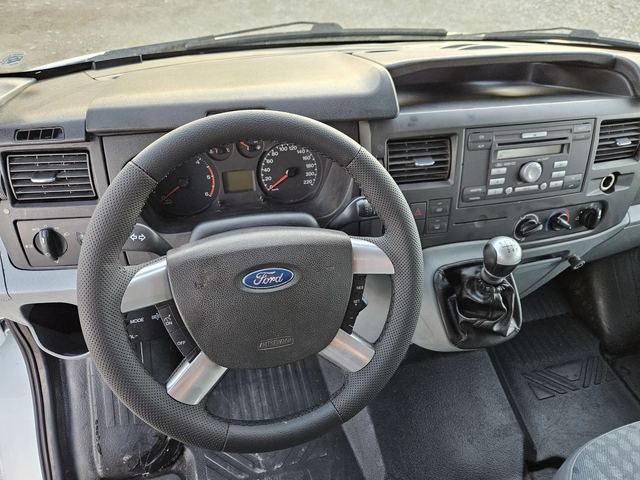 Ford Transit 2.4 TDCi, 4x4, Клима, 5местен - автомобили, коли, обяви за нови и употребявани 9