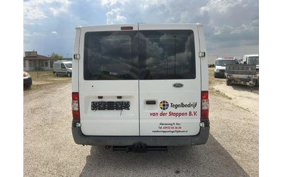 ford-transit - 3