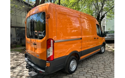 ford-transit - 3