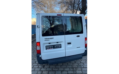 ford-transit - 3