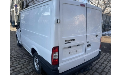 ford-transit - 4