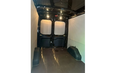 ford-transit - 5