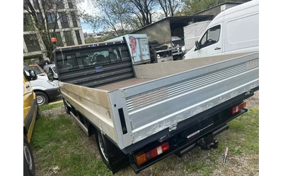 ford-transit - 4