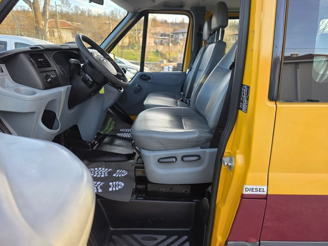Ford Transit 2.2 TDCI 100 К.С. 9 МЕСТЕН / КЛИМАТИК / ЕВРО 5 - автомобили, коли, обяви за нови и употребявани 8