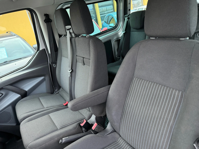 Ford Transit Connect 8+1 CUSTOM - автомобили, коли, обяви за нови и употребявани 11