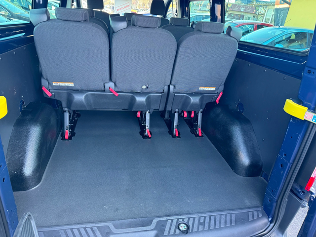 Ford Transit Connect 8+1 CUSTOM - автомобили, коли, обяви за нови и употребявани 10