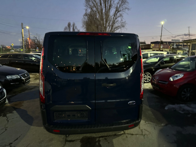 Ford Transit Connect 8+1 CUSTOM - автомобили, коли, обяви за нови и употребявани 3