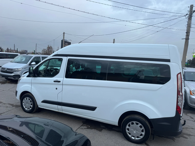 Ford Transit Connect Custom 8+1 - автомобили, коли, обяви за нови и употребявани 5