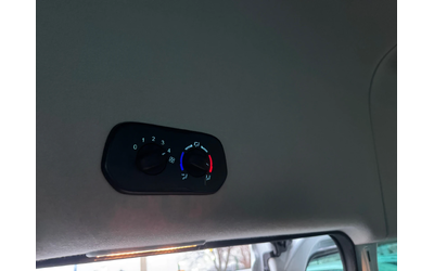 Ford Transit Connect Custom 8+1 - автомобили, коли, обяви за нови и употребявани 9