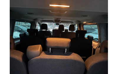 Ford Transit Connect Custom 8+1 - автомобили, коли, обяви за нови и употребявани 8