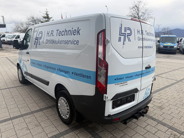 Ford Transit Custom 2.2TDCI Климатик L1H1 Euro 5 - автомобили, коли, обяви за нови и употребявани 5