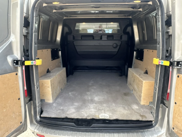 Ford Transit Custom - автомобили, коли, обяви за нови и употребявани 6