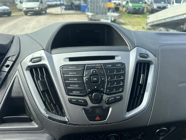 Ford Transit Custom - автомобили, коли, обяви за нови и употребявани 9